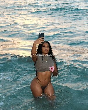 6ourt Nude Leaked Photo #41