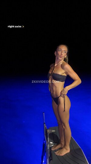 Abbi Summers photo
