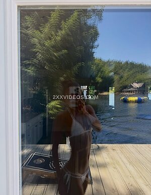 Addison Comiskey Nude Photos