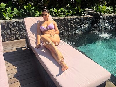 Akanksha Puri Nude Leaked Photo #4