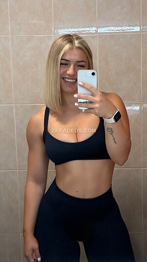 Alba Rubio Nude Leaked Photo #38