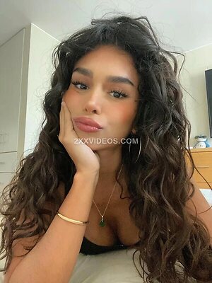 Alesalaslopez Nude Leaked Photo #16