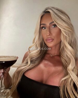 Alexa Tilson alexatilson_ photo