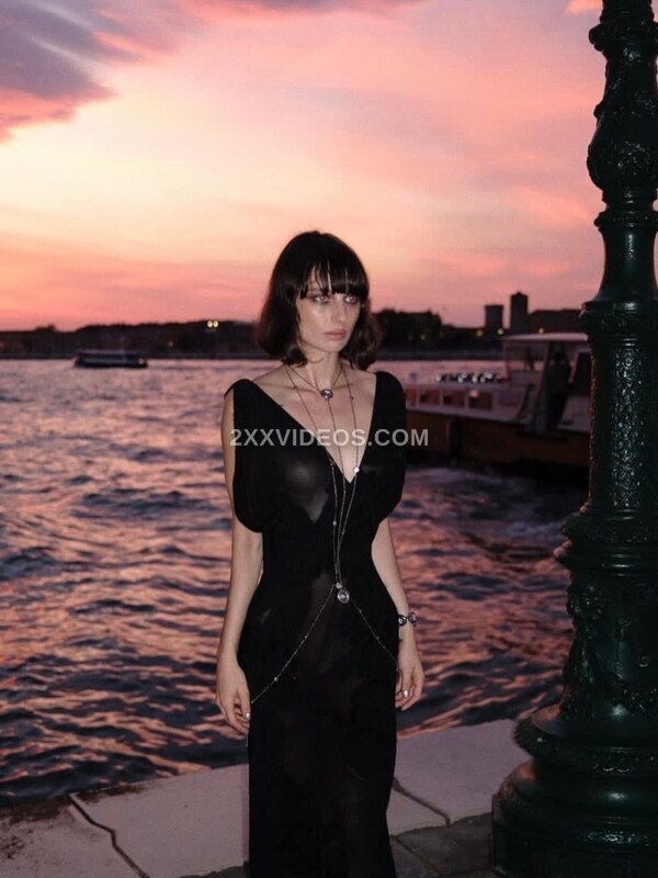 Alice Pagani photo