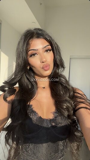 Aliza Shan Nude Leaked Photo #5