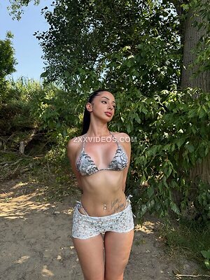 Alizade Alizaade Asyaalizaude Nude Leaked Photo #4