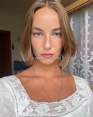 Amelie Manzoli photo