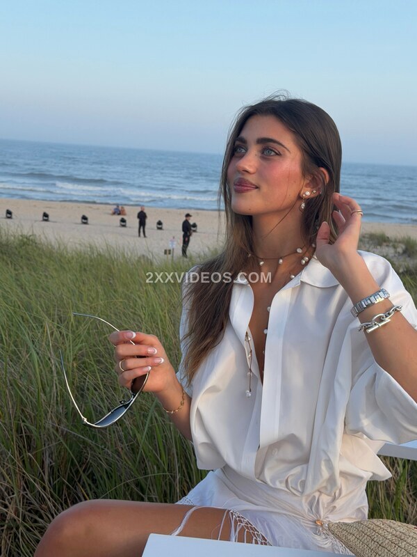 Amelie Zilber photo