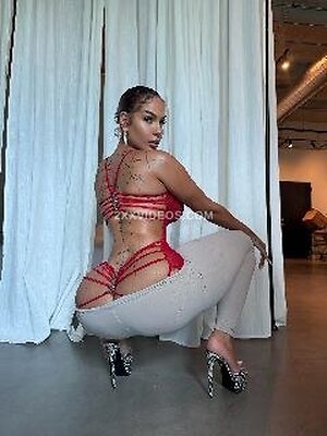 Amirah Dyme photo