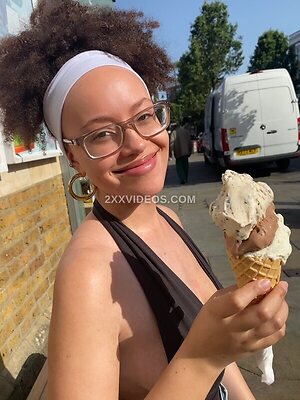 AmyMoretsele Nude Leaked Photo #10
