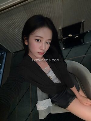 An Yujin photo