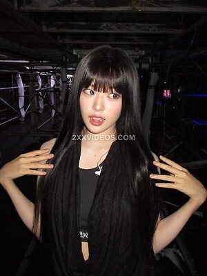 An Yujin photo