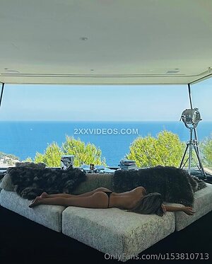 Angel Lola