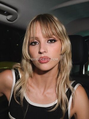 Angèle Van Laeken photo