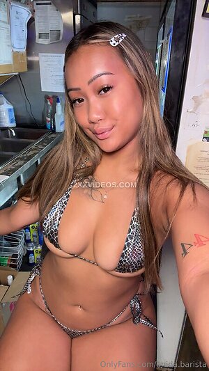 Anida Anne-Rae Nude Leaked Photo #25
