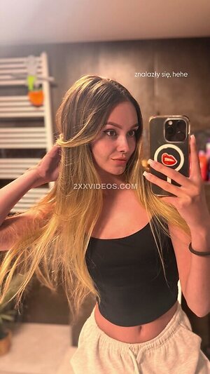 Anna Stoliar Preview
