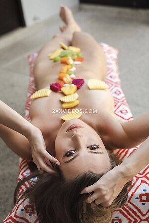 Anna Zapala photo