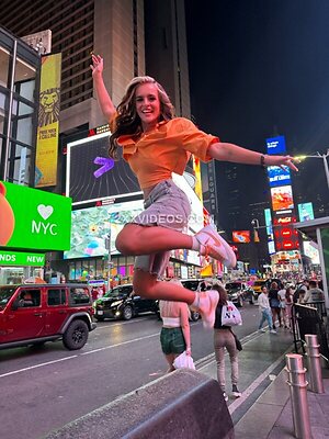Annah Bechtel photo