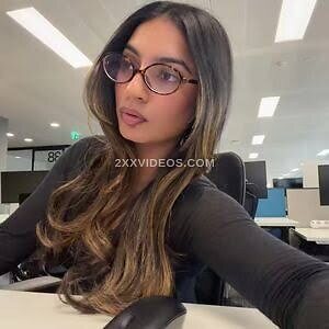 Anushka Sum