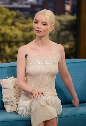 Anya Taylor-Joy photo