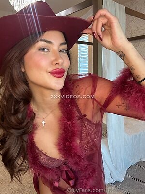Arianny Celeste Nude Leaked Photo #28