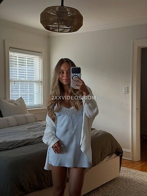 ashlyn rowland Nude Photos