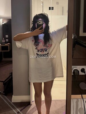 Ashlyne Nude Leaked Photo #2