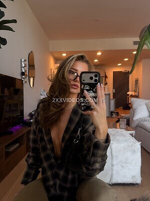 AstaBush Nude Leaked Photo #26