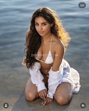 at.rachel Nude Leaked Photo #4