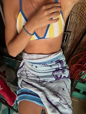 Avery.shipp More Nude Photos