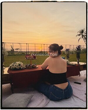 Ayesha Khan Nude Leaked Photo #10