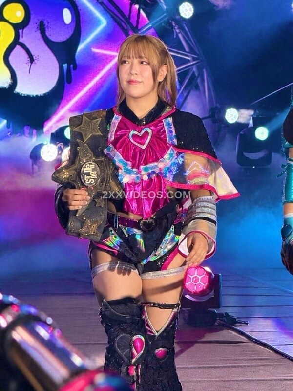 AZM Nude Leaked Photos