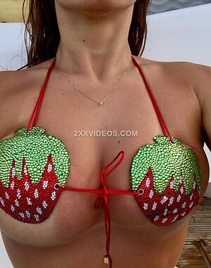 Beatriz Reis Nude Leaked Photo #11