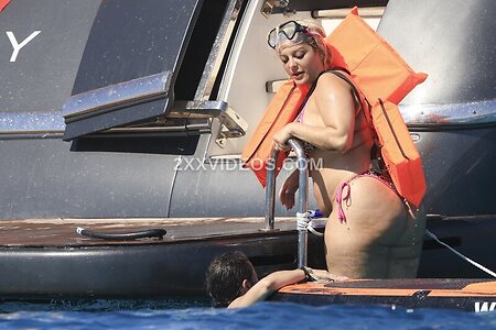 Bebe Rexha Nude Leaked Photo #28