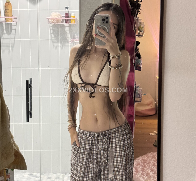 beebee ASMR photo