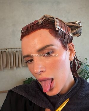 Bella Thorne photo
