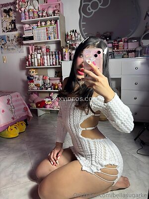 Bella Nude Leaked Photo #25