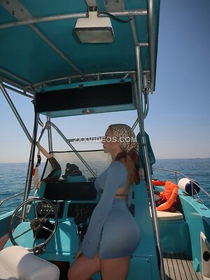 Beril Yılmaz Nude Leaked Photo #5