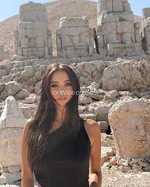 Berna Calanthe Nude Leaked Photo #9