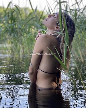 Berna Canbeldek photo