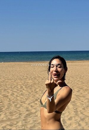 Berna Canbeldek photo