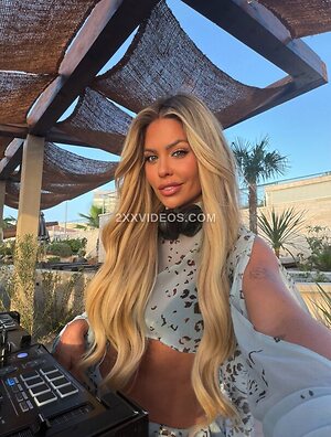 Bianca Gascoigne Nude Leaked Photo #35