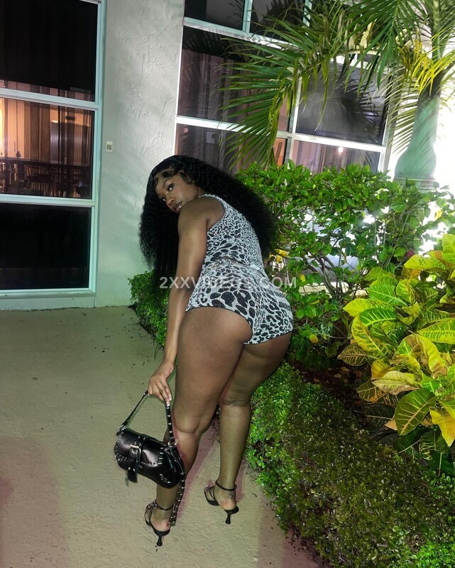 bigbootykyy photo