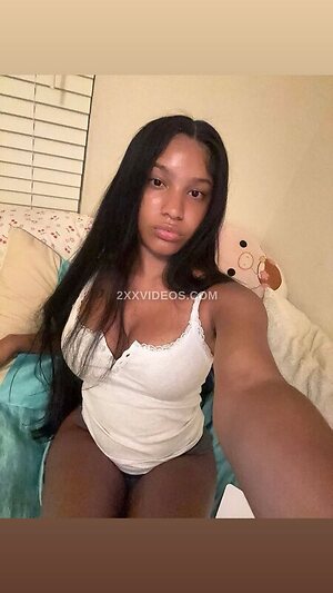 bllessiingss Nude Leaked Photo #7