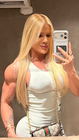 Brazilian Fitness & Muscle Girls photo