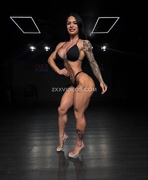 Brazilian Fitness & Muscle Girls photo
