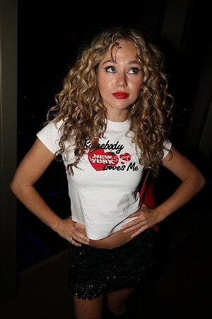 Brec Bassinger photo