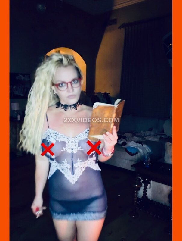 Britney Spears Nude Leaked Photos