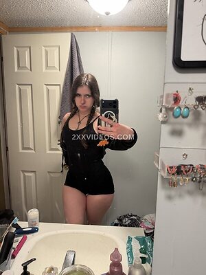 Brixnoel Nude Leaked Photo #11