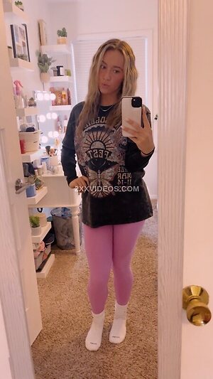 Brooke Aundrea Nude Leaked Photo #9